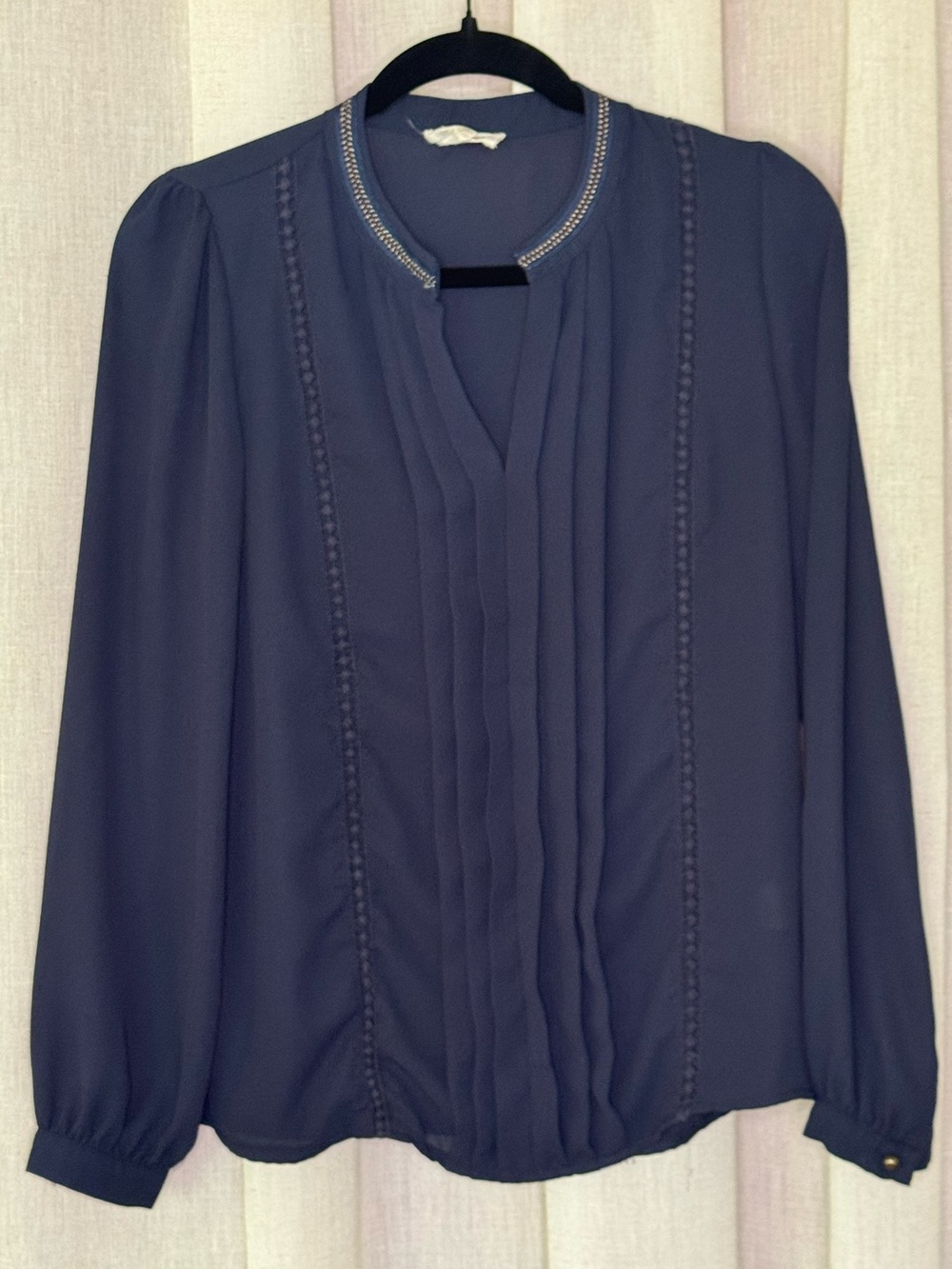 Stitch fix Crescent pleated blouse long sleeve Small